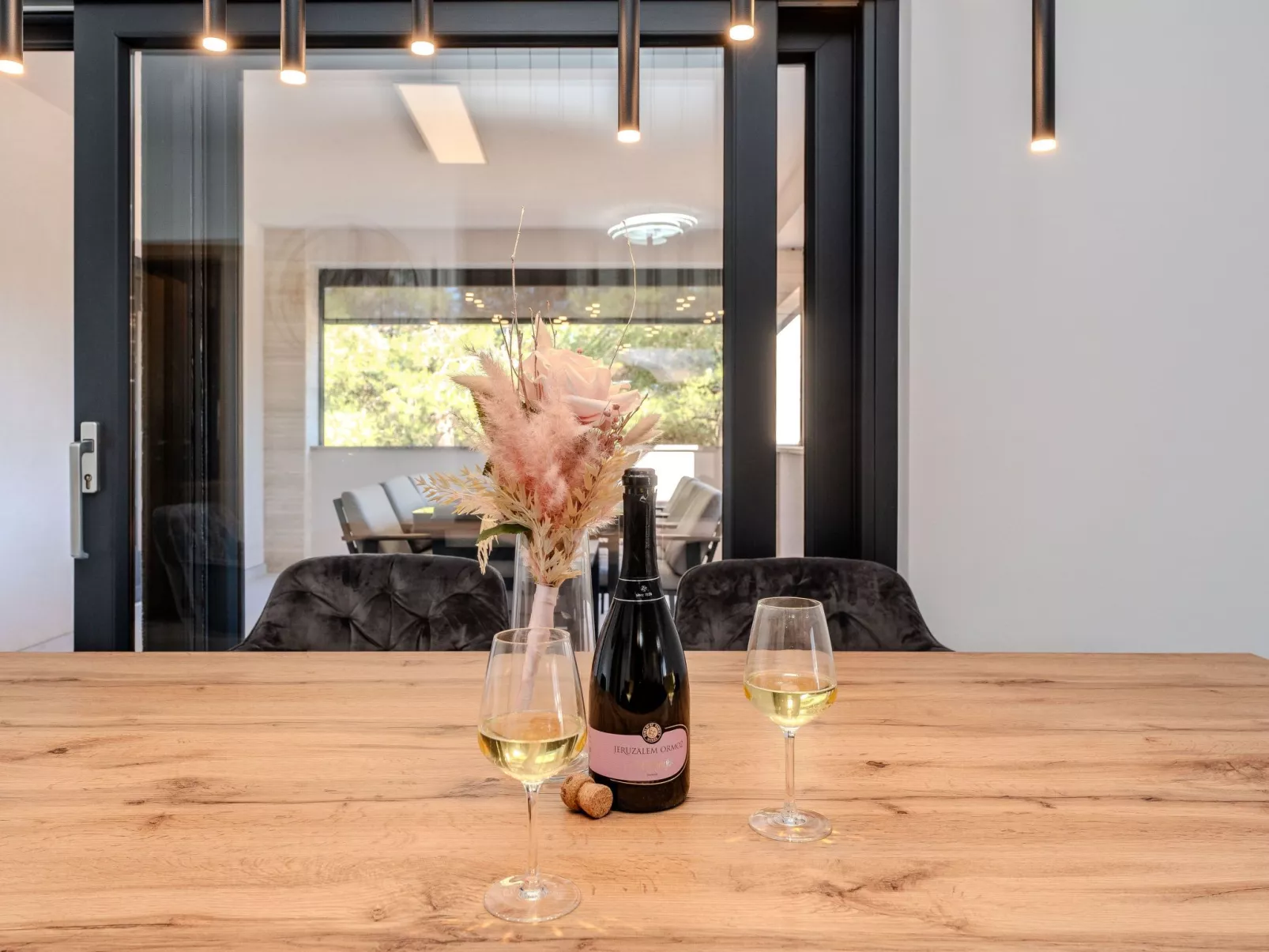 Apartment Royal 2 - Image-tags.info