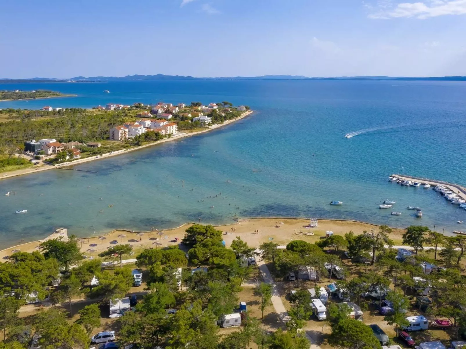 Steinvilla mit Pool, Meerblick, Nähe Sandstrand - Image-tags.info