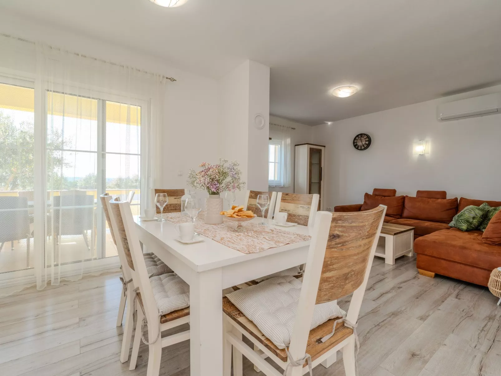 Holida home Jurkin - Image-tags.info