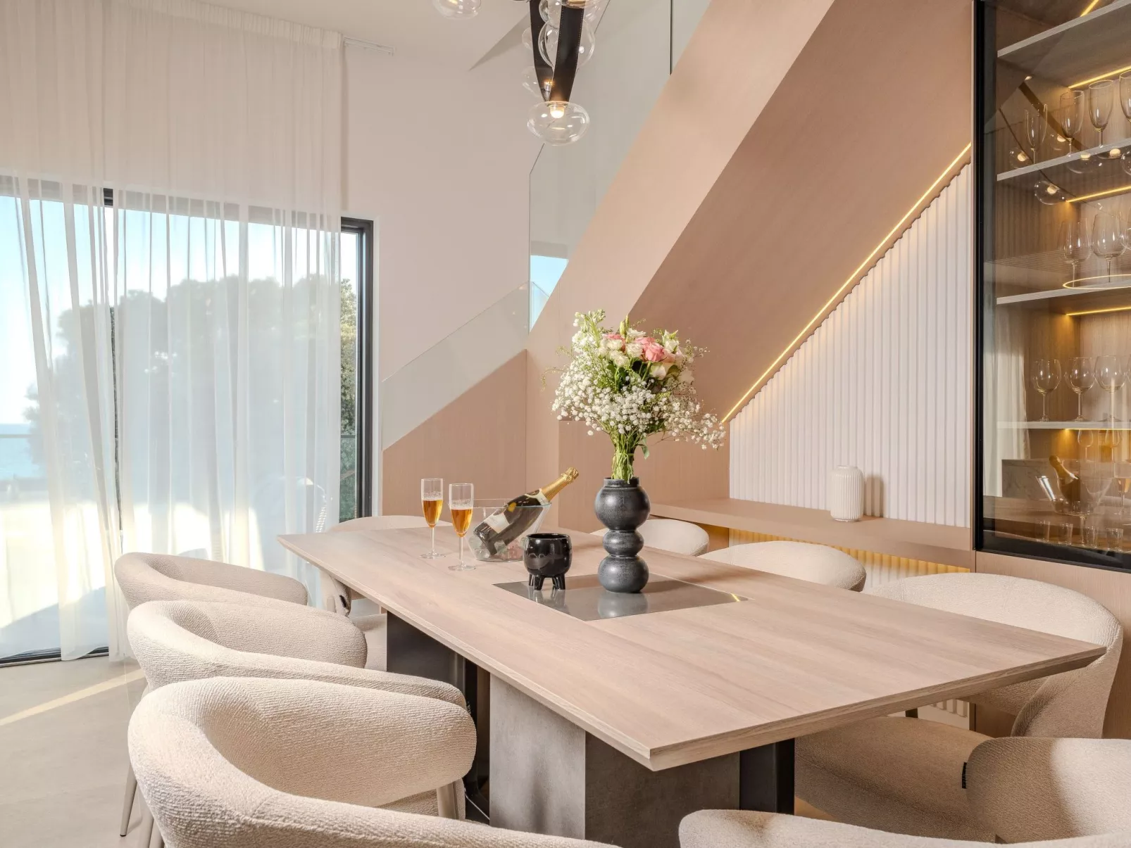 Vier-Schlafzimmer-Wohnung Dantela mit Tauchbecken - Binnen