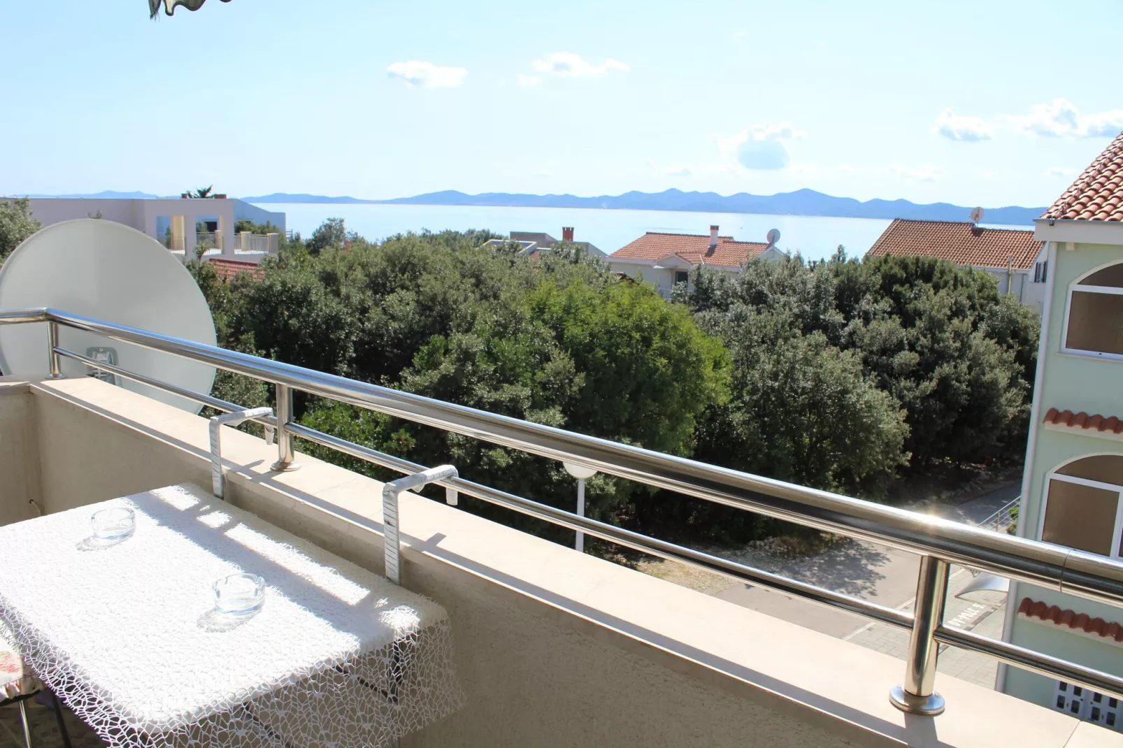 Cozy apartment in Zadar - Kozino with seaview-Uitzicht