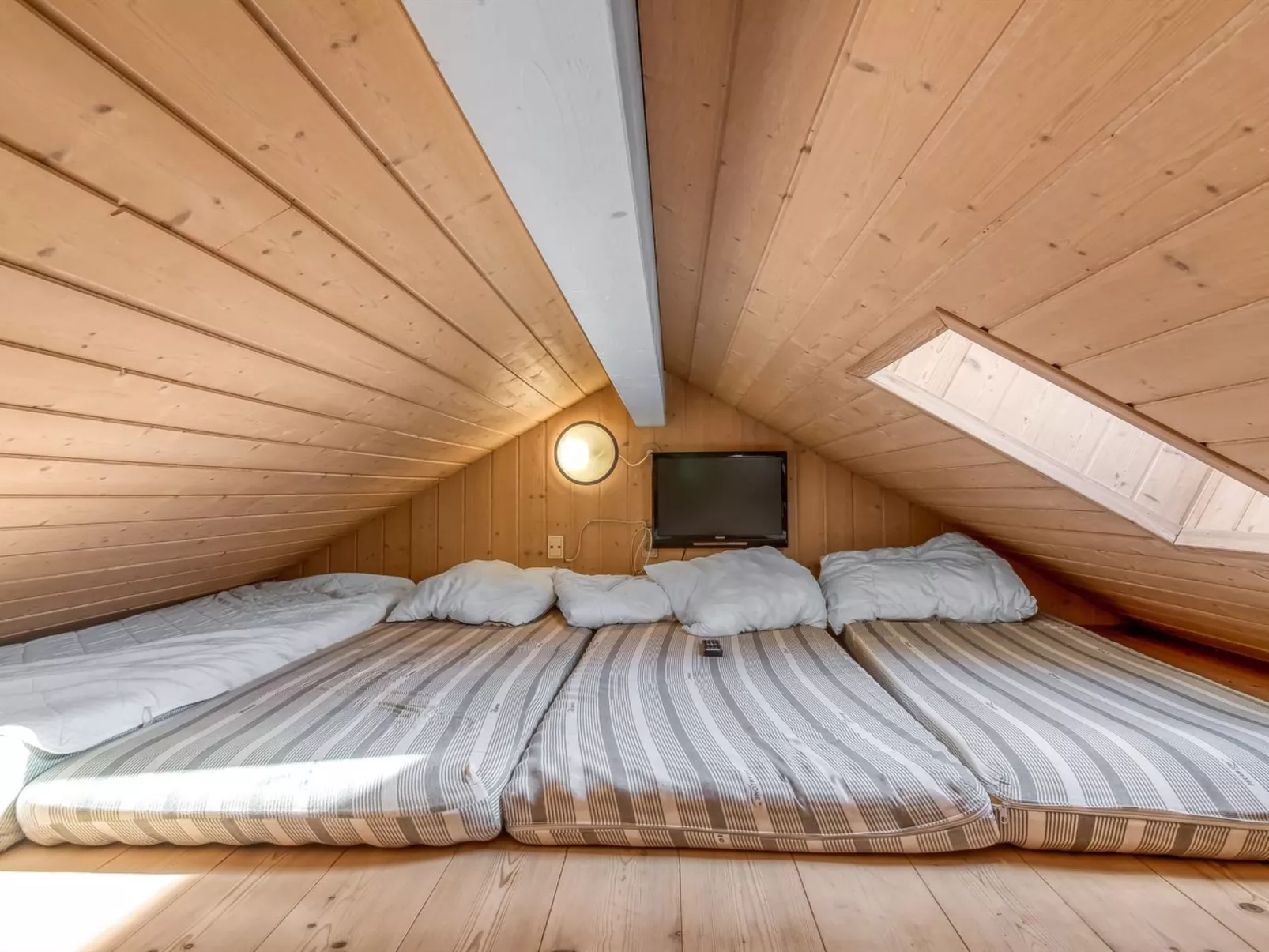 "Tonje" - 600m from the sea-Binnen