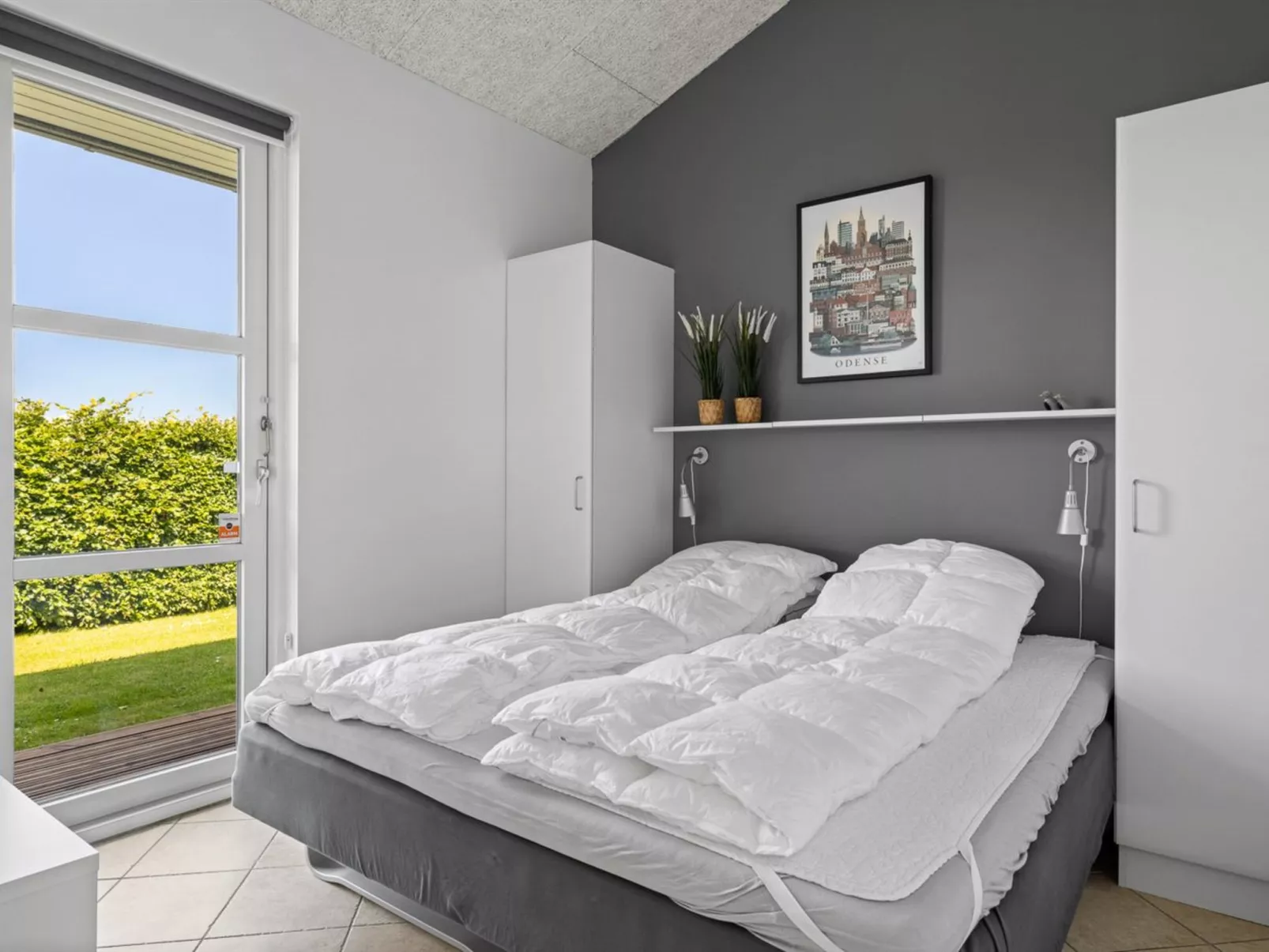 "Mildred" - 400m from the sea - Binnen