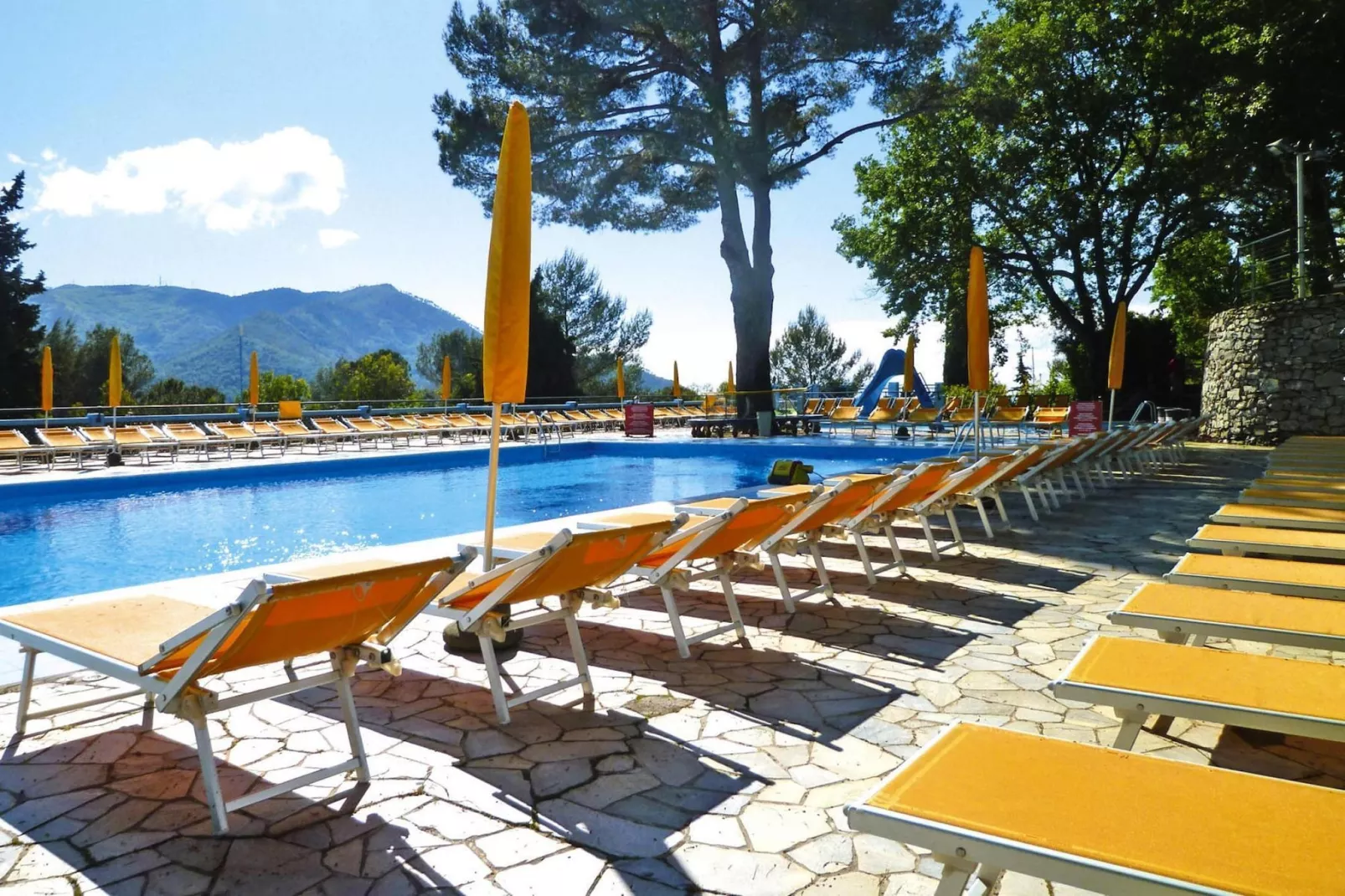Ferienresort C'era Una Volta Villanova d'Albengo - Type MH B 2 Pax ca 24 qm - Zwembad