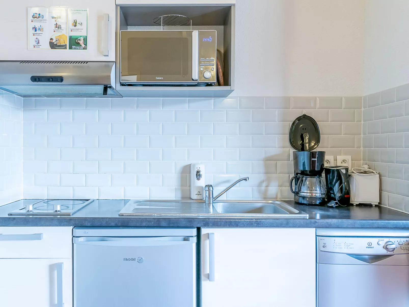 Les Rives du Lac-Binnen