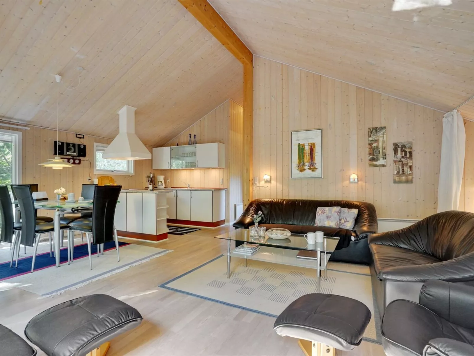 "Jussi" - 3.5km from the sea-Binnen