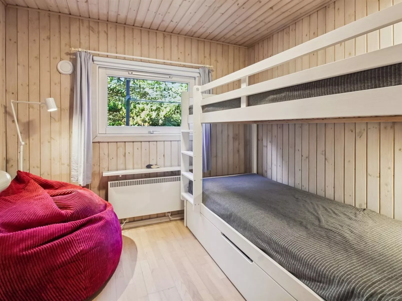 "Karri" - 1.1km from the sea-Binnen