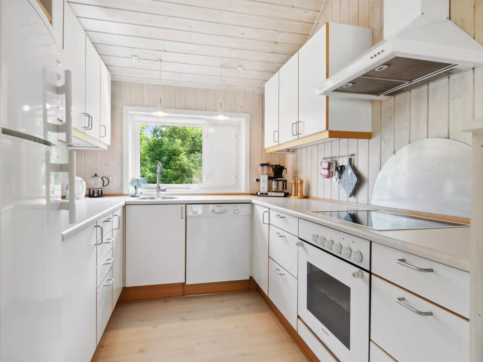 "Anly" - 250m from the sea - Binnen