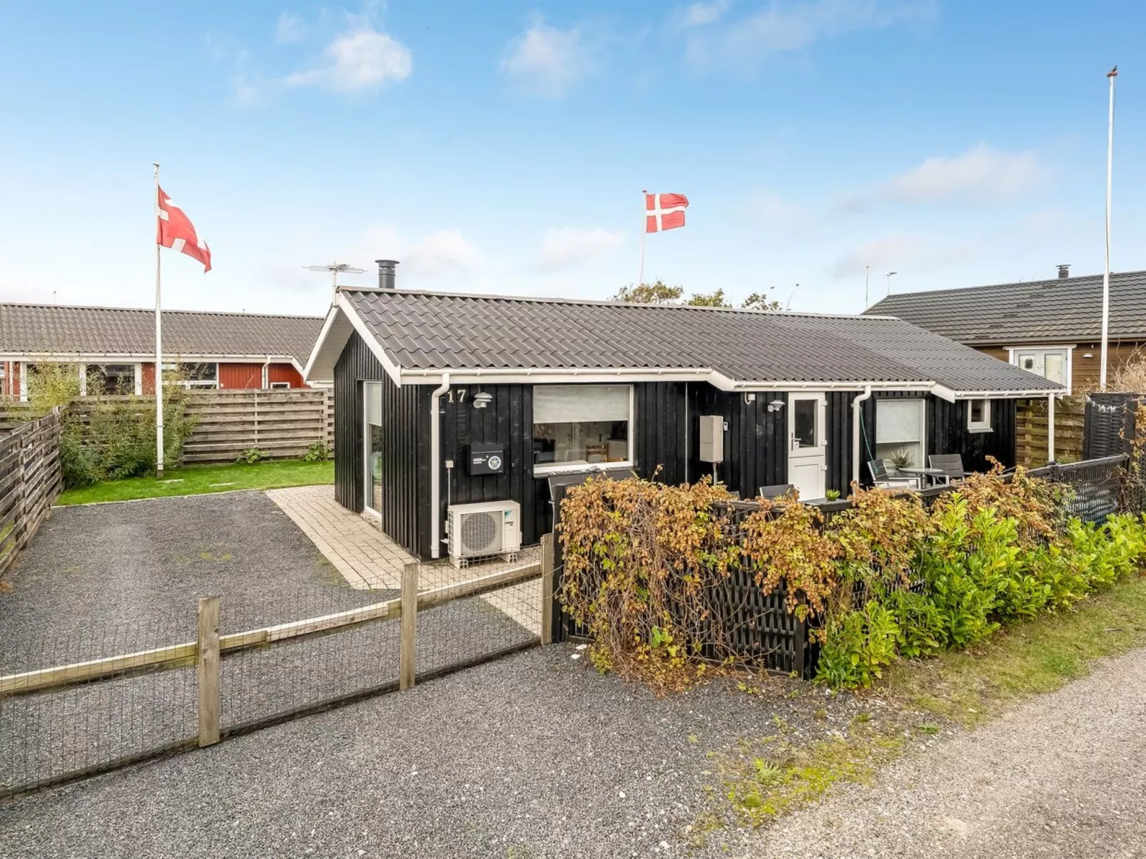 "Kielo" - 200m to the fjord-Buiten