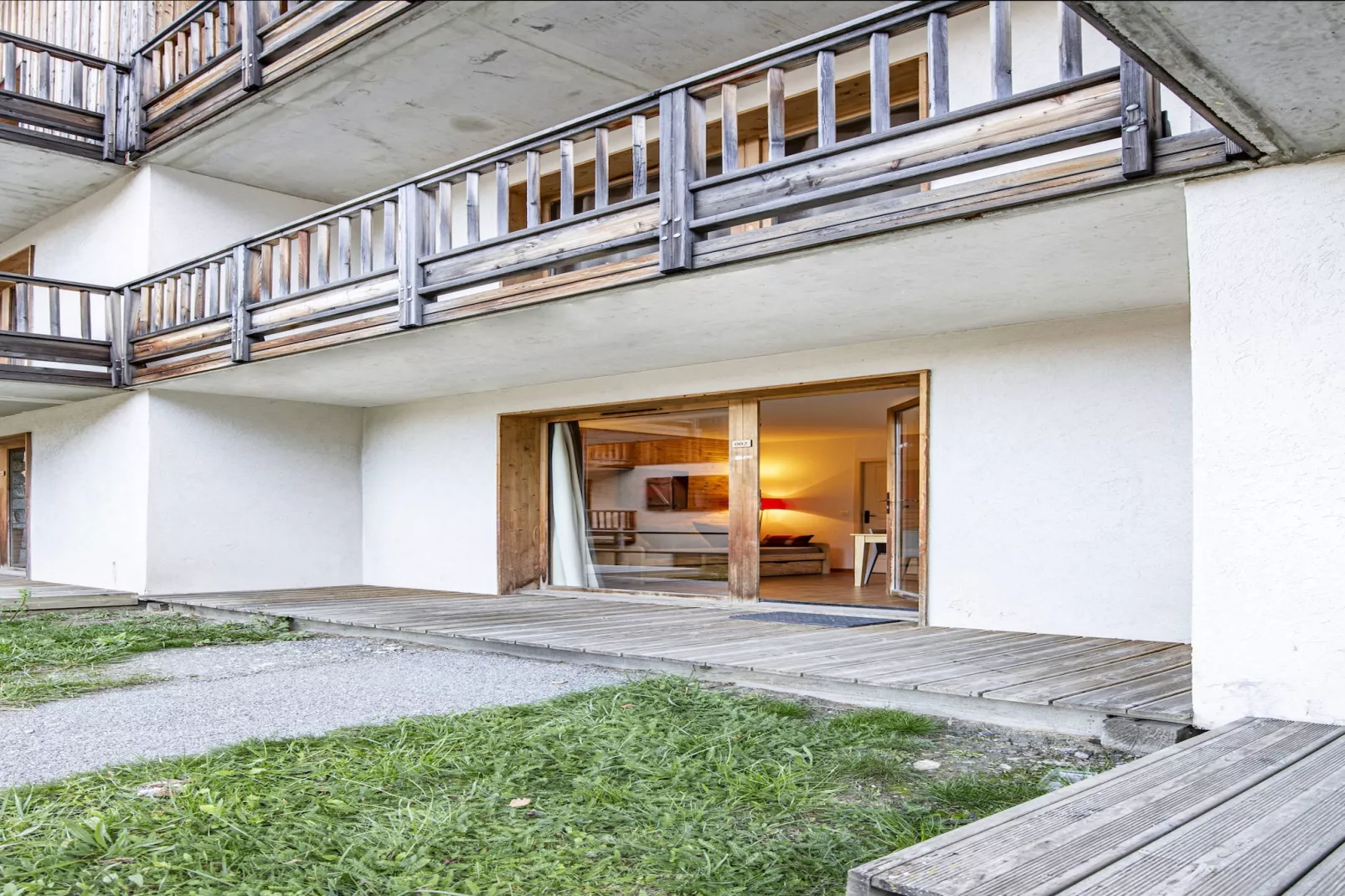 Hameau 6 002 - SPA & PISCINE studio 4 pers. - Terrasbalkon