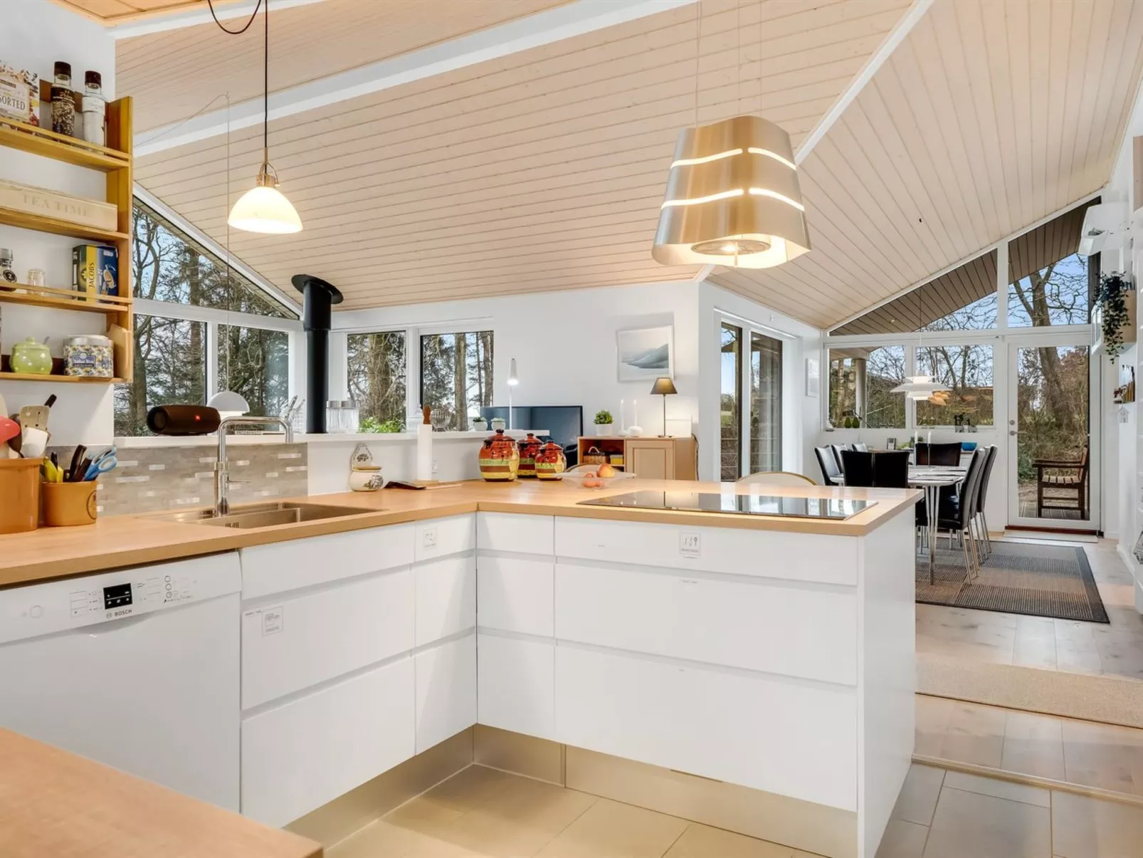 "Nico" - 70m to the fjord - Binnen