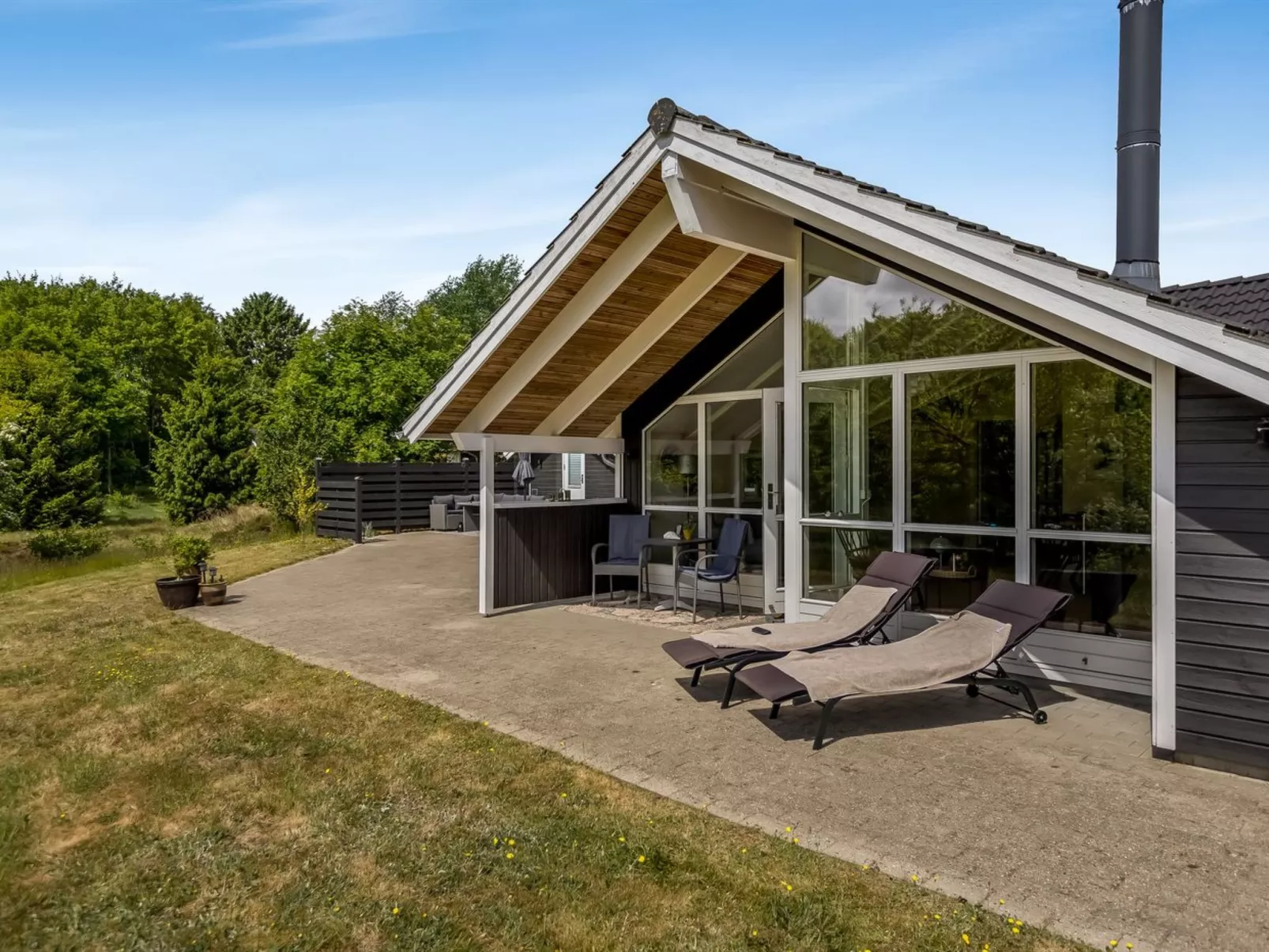 "Truels" - 30km from the sea - Buiten