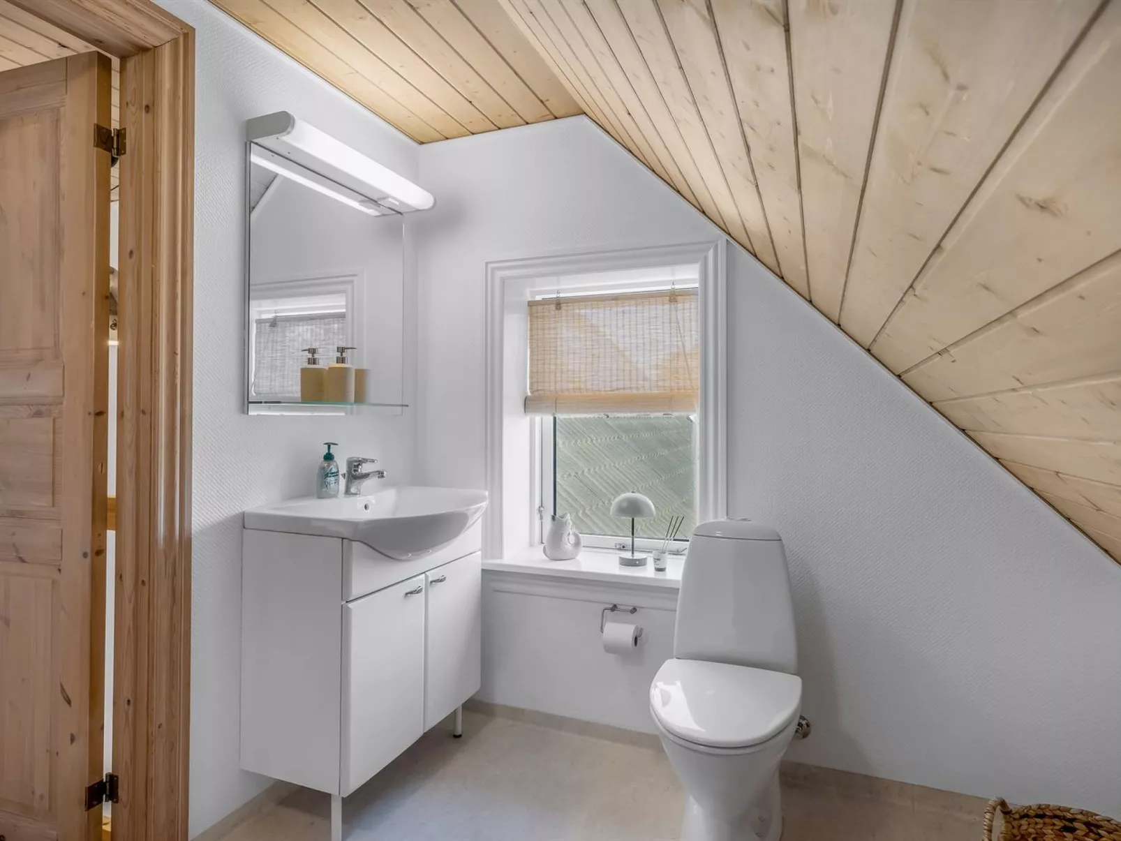 "Elida" - 400m from the sea - Binnen