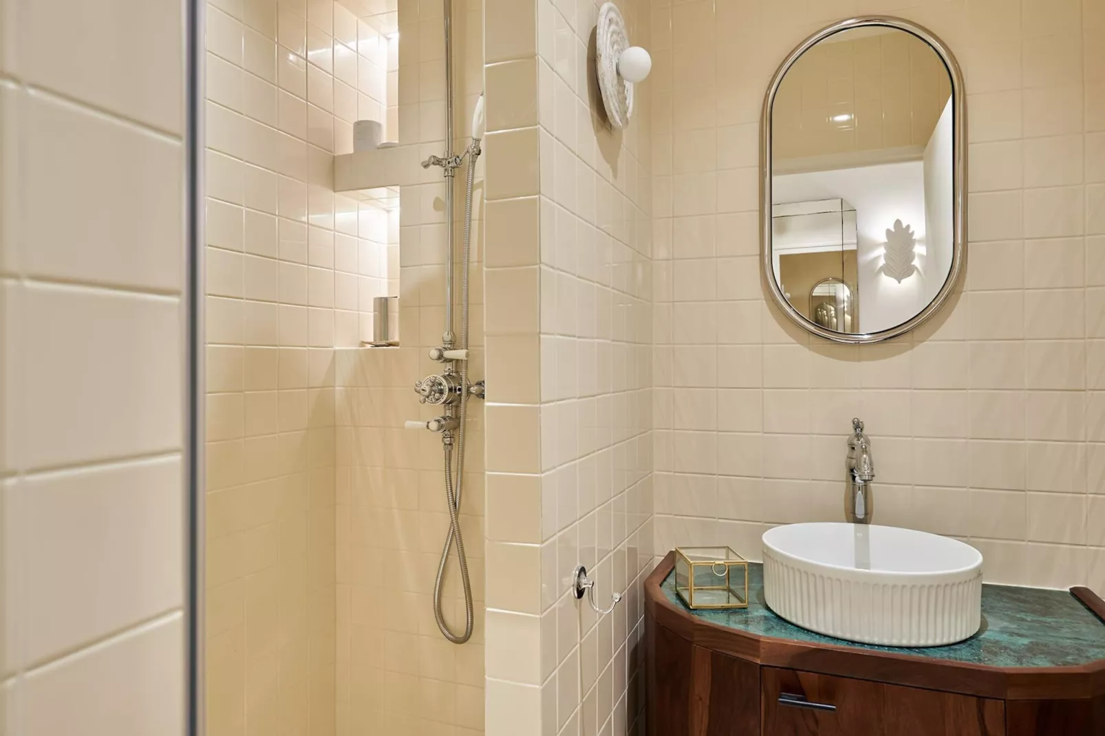 TURENNE 85 - Niet-getagd