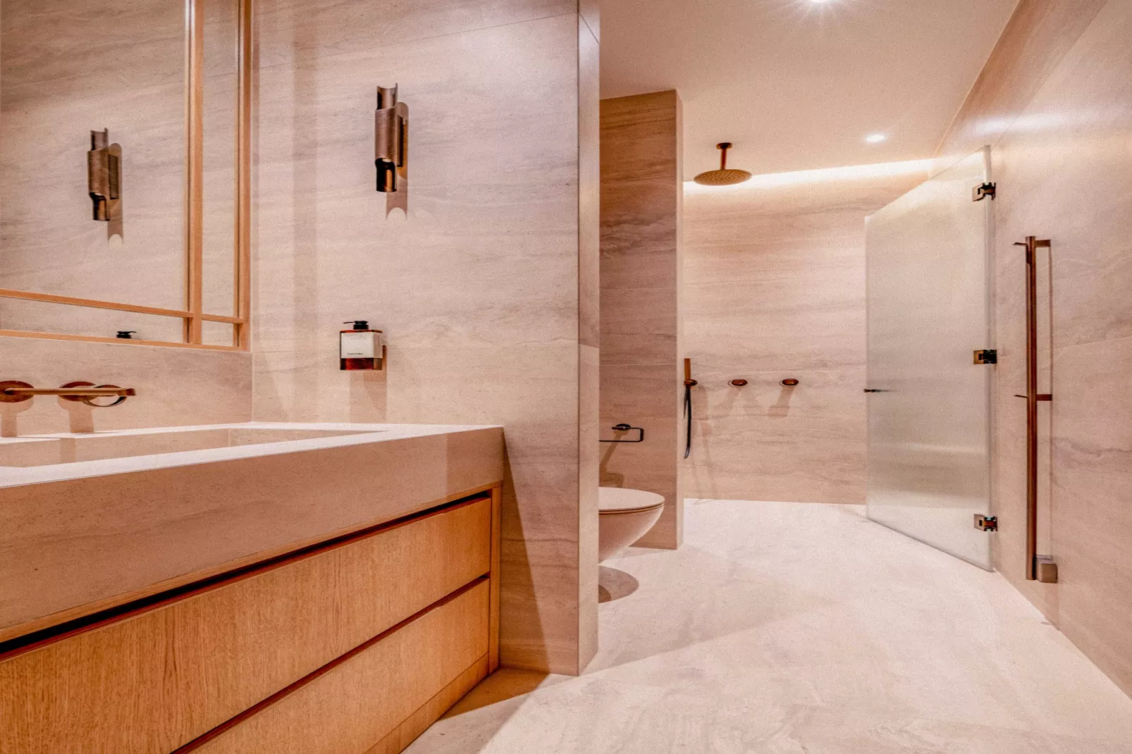 FDL-85-WAGRAM-2C-Niet-getagd