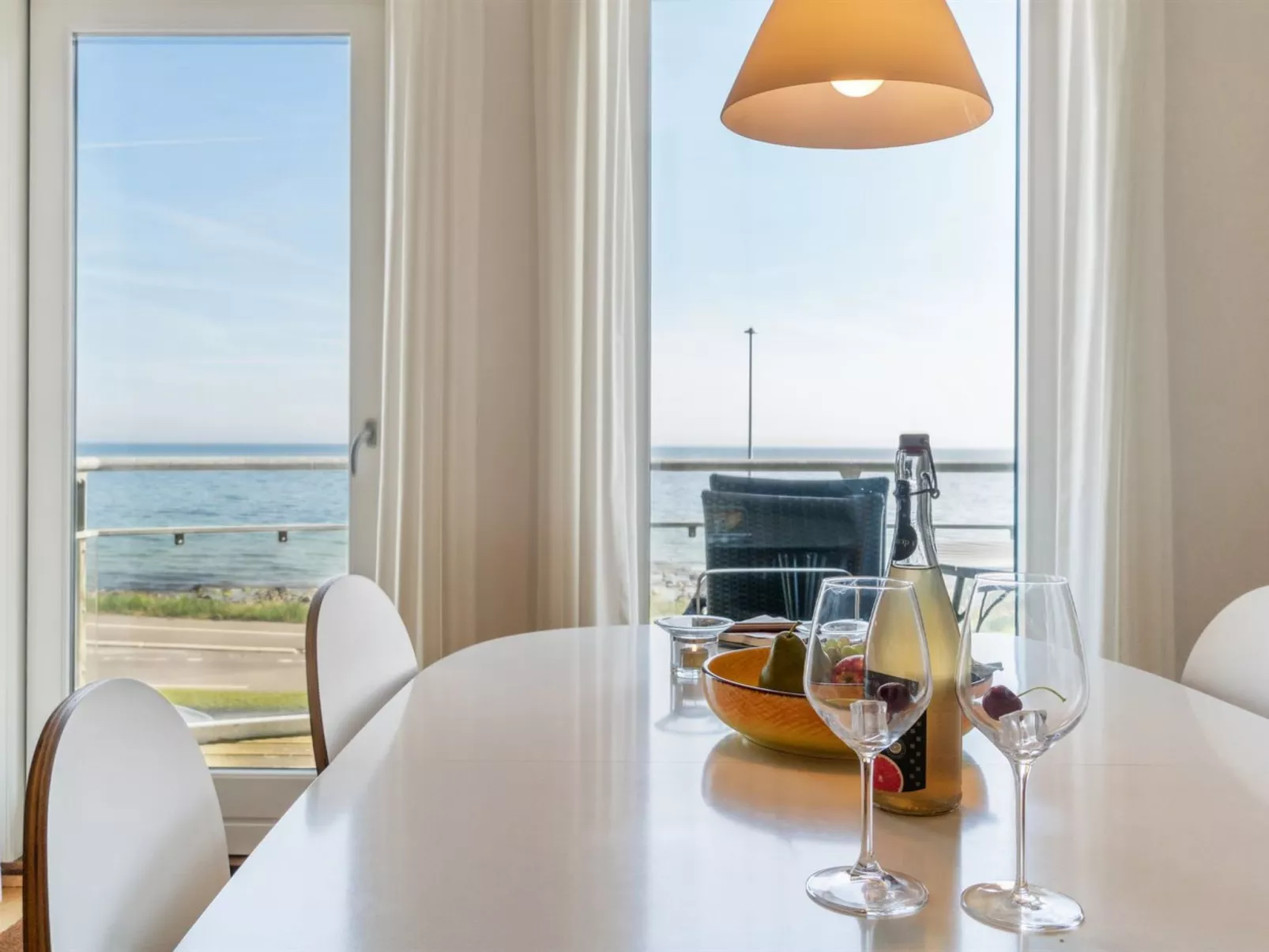 "Juna" - 50m from the sea-Binnen