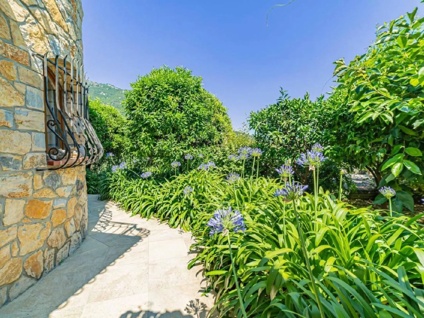 Locations-06 - Die Eugenie - Image-tags.info