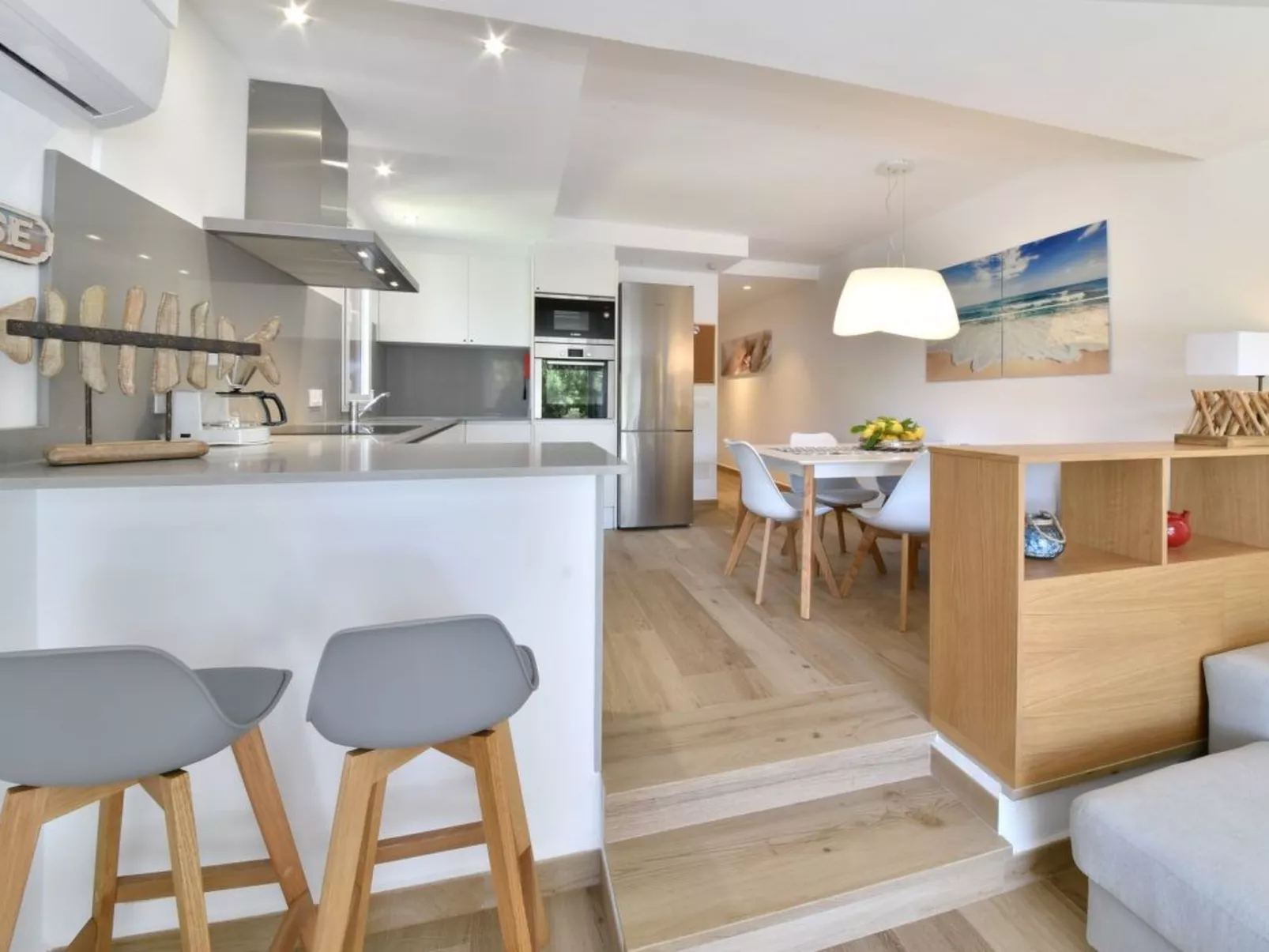 Neu renoviertes, modernes Apartment für 4 Personen, direkt an der Cala Ferrera - Binnen