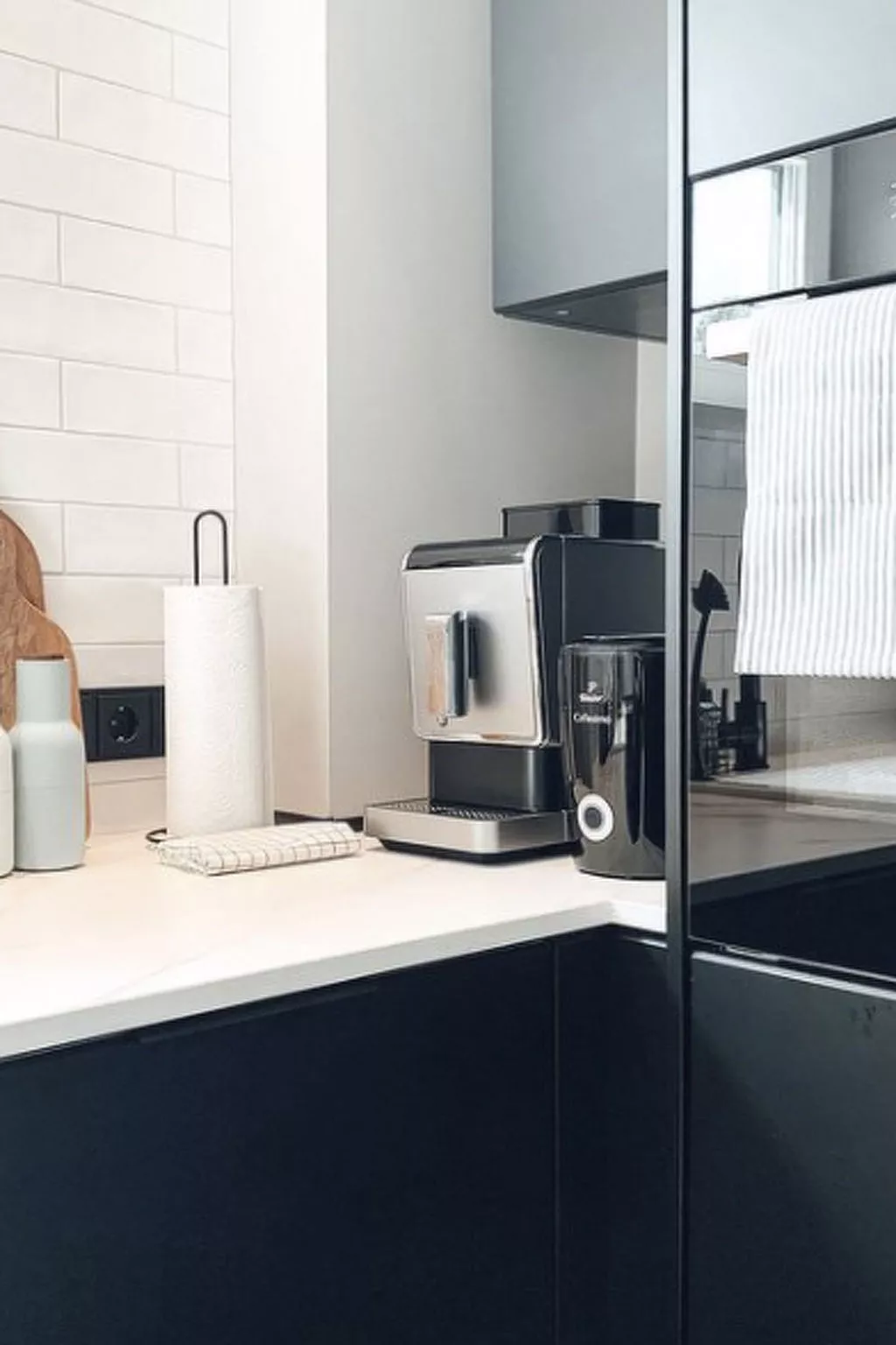 Modernes Ferienhaus mit Sauna, Seeblick, Dachterrasse und Garten - Image-tags.info