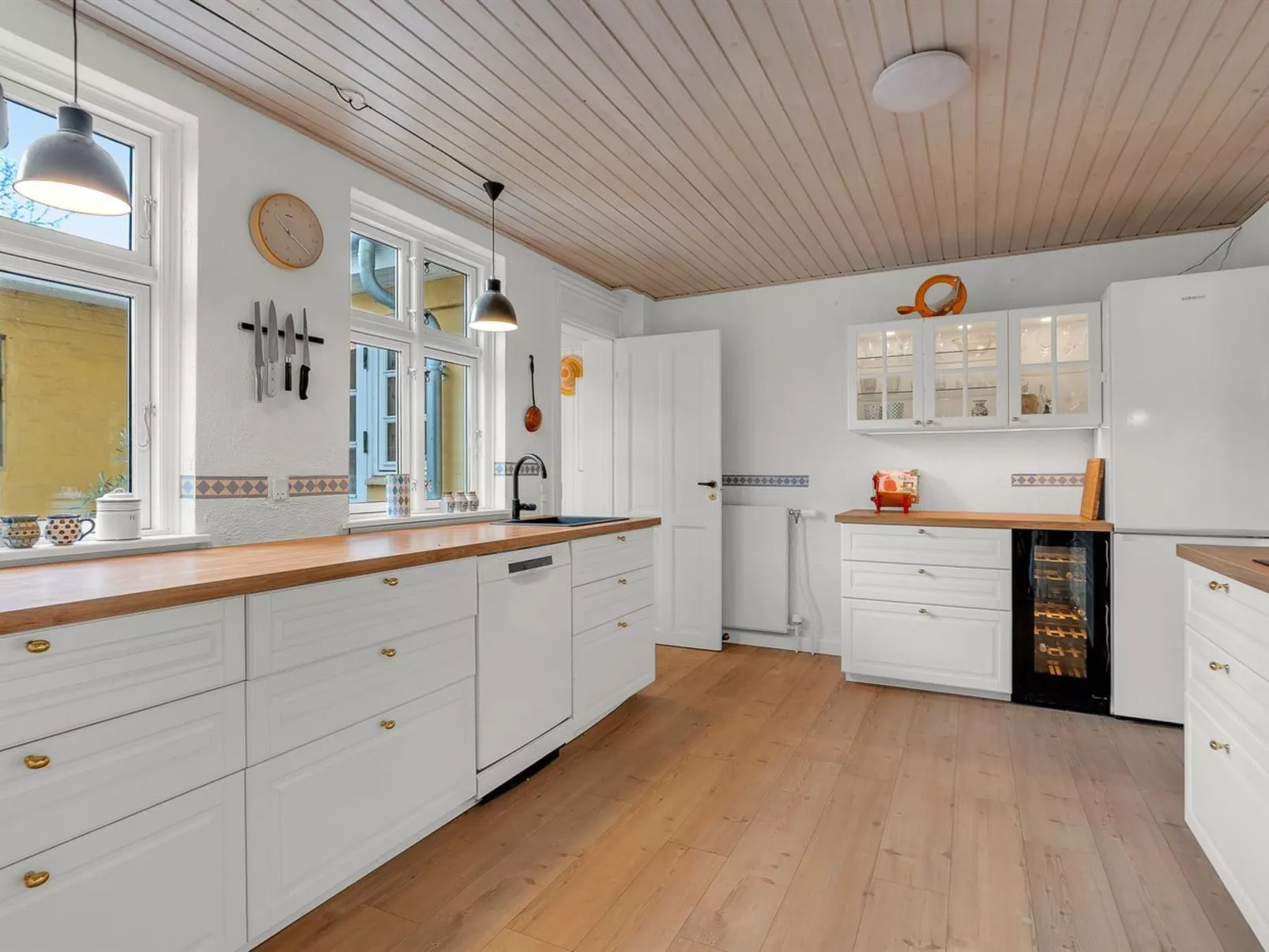 "Noreen" - 500m from the sea - Binnen