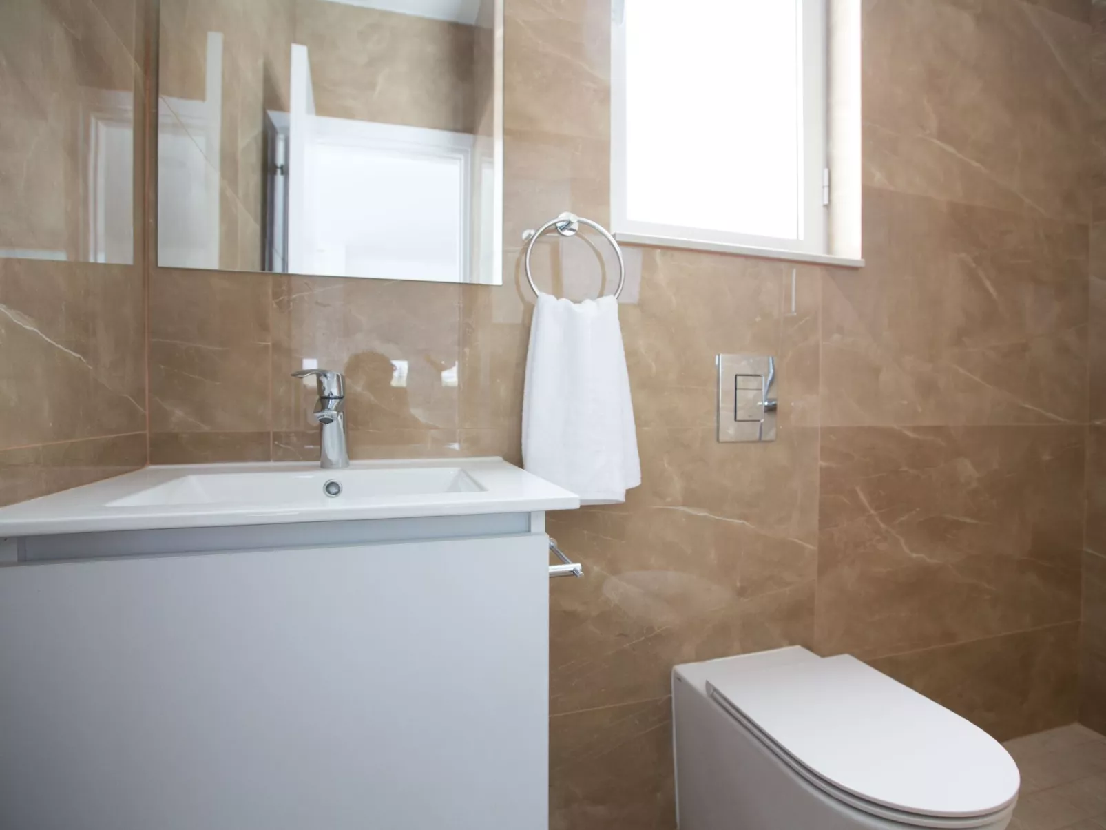 Neue 3-Schlafzimmer-Villa mit Pool in Protaras - Image-tags.info