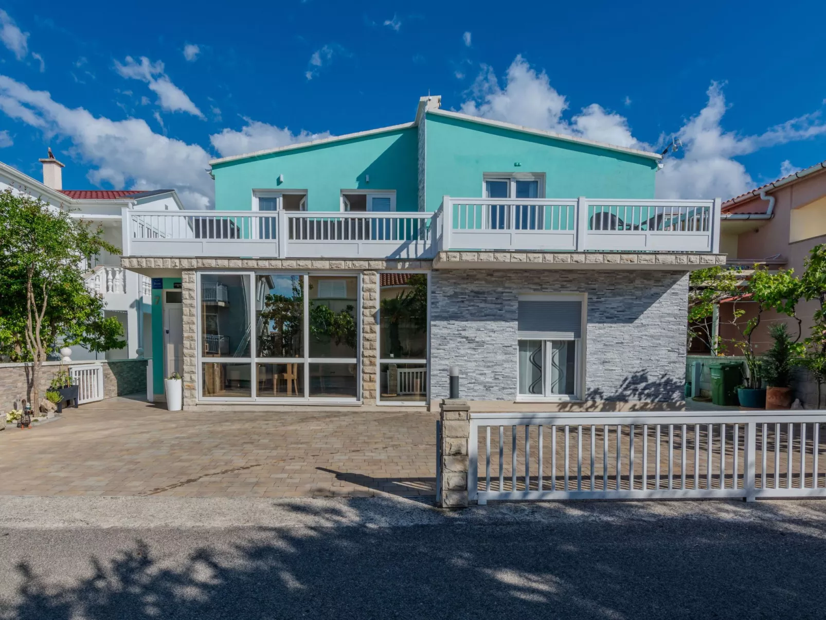 Apartment Jozef 3 - Image-tags.info