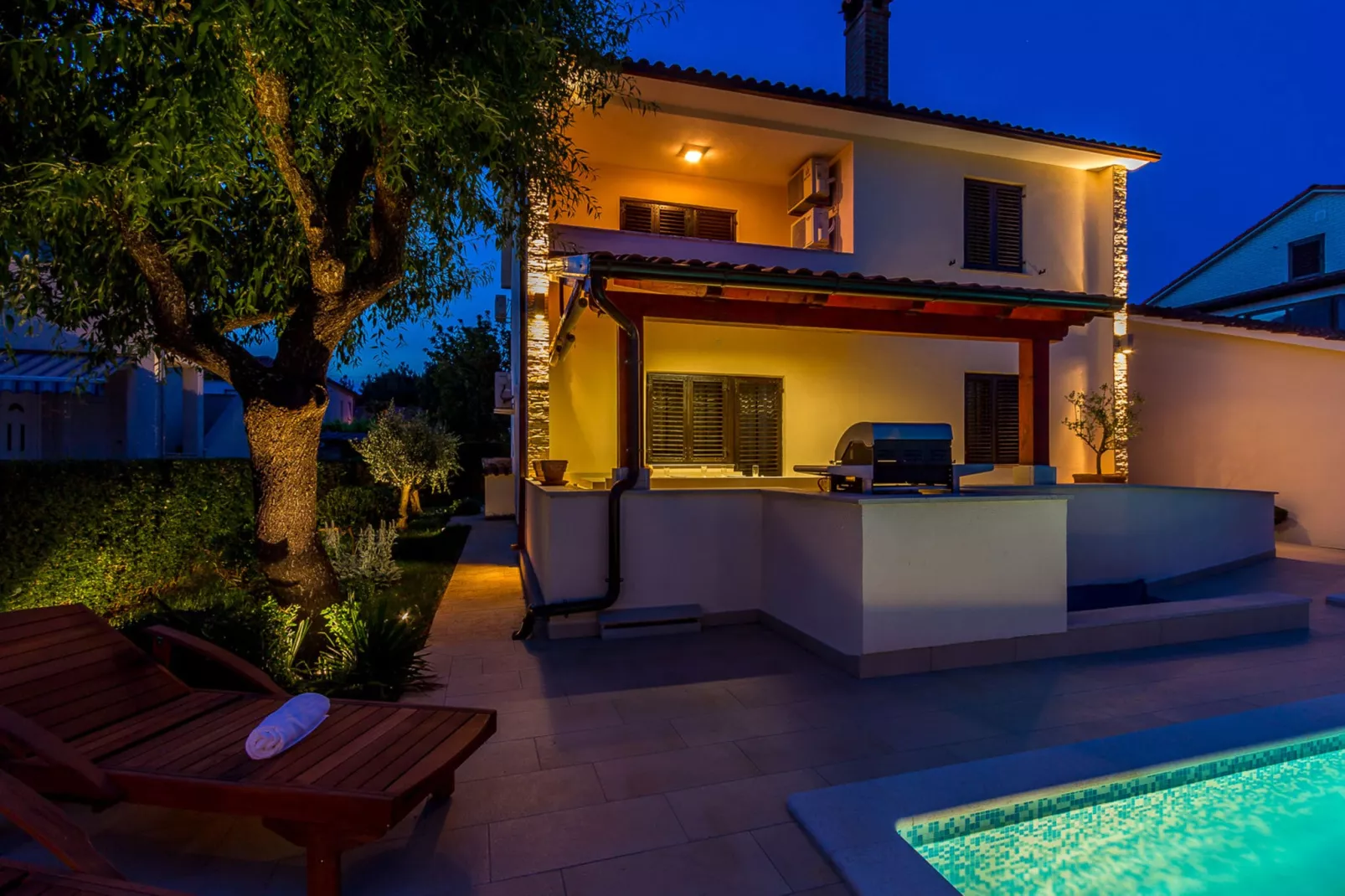 Villa VP-Buitenkant zomer