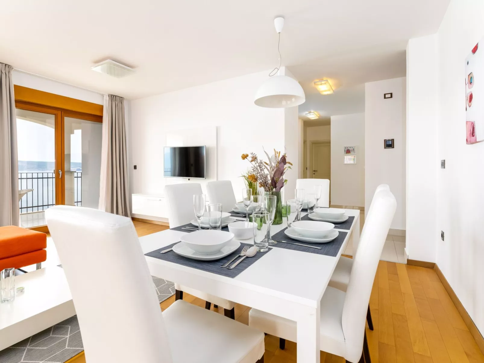 Wohnung "Zayml Povile" mit Blick auf das Wasser - Image-tags.info