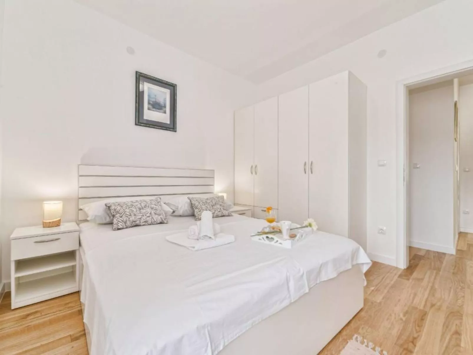 Strandhaus mit Pool in Meeresnähe - Image-tags.info