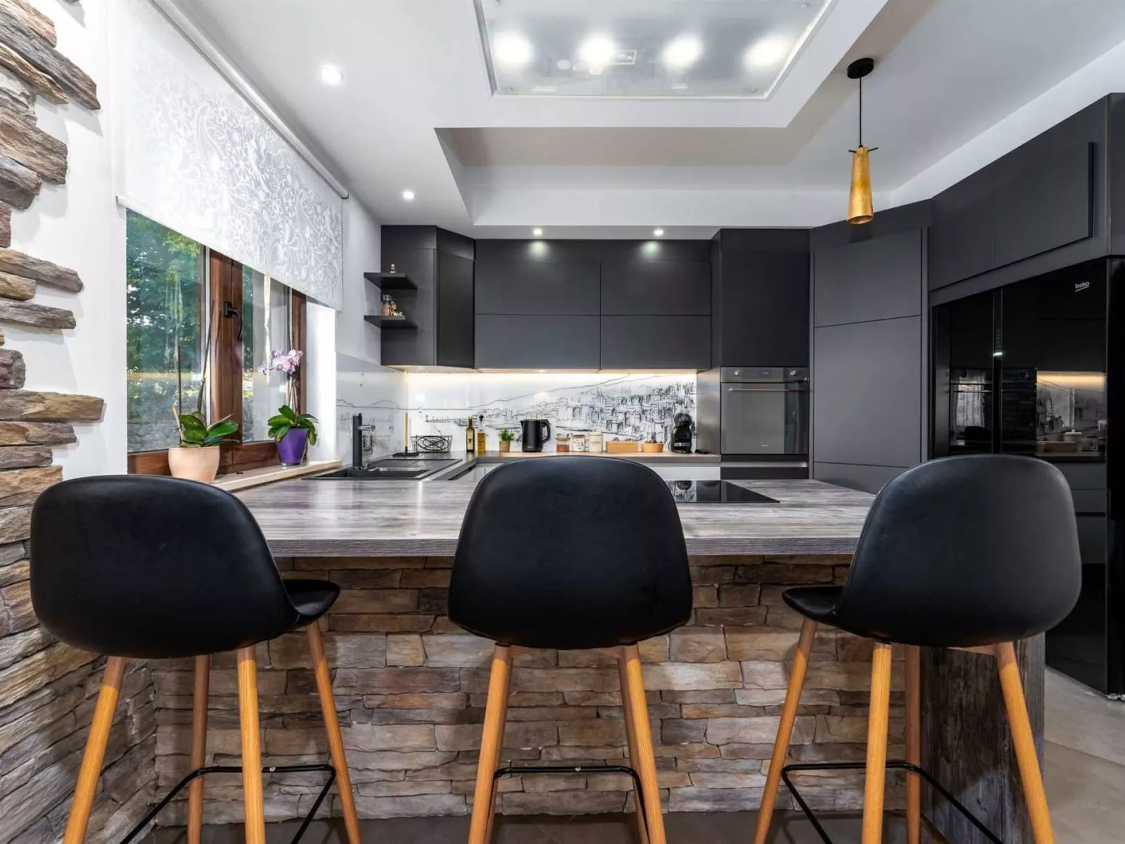 Ferienvilla mit Pool, ruhige Aria - Image-tags.info