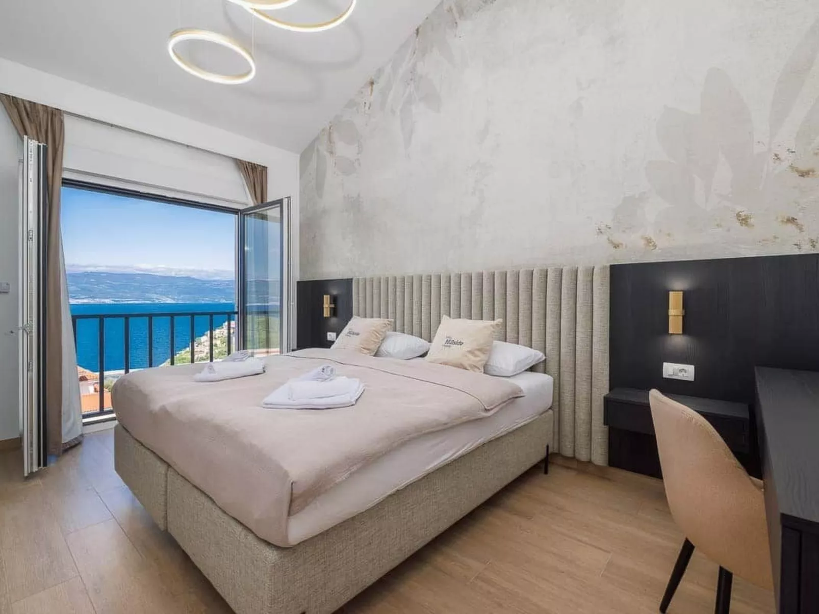 Brandneue Villa -beheizter Pool mit schönem Meerblick - Image-tags.info