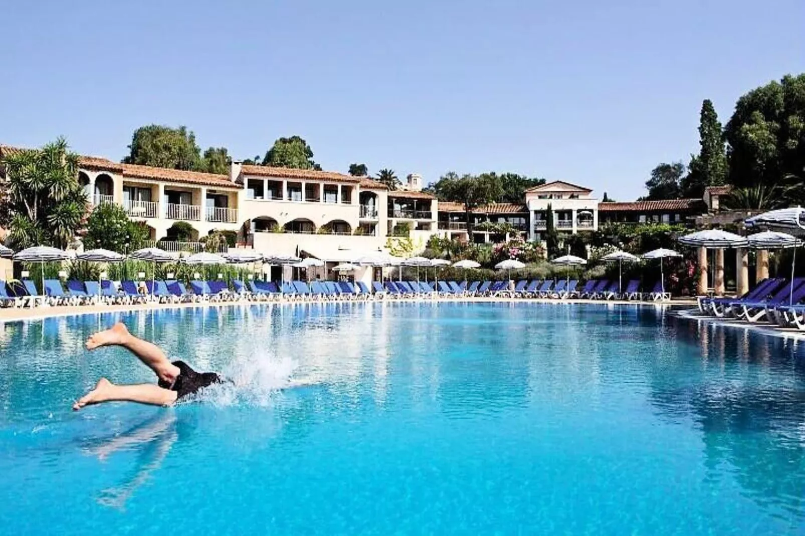 Résidence Les Parcs de Grimaud - maeva Home - Zwembad