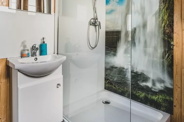 Domek wakacyjny VIP dla max 10 osób w Bałachach - Badkamer
