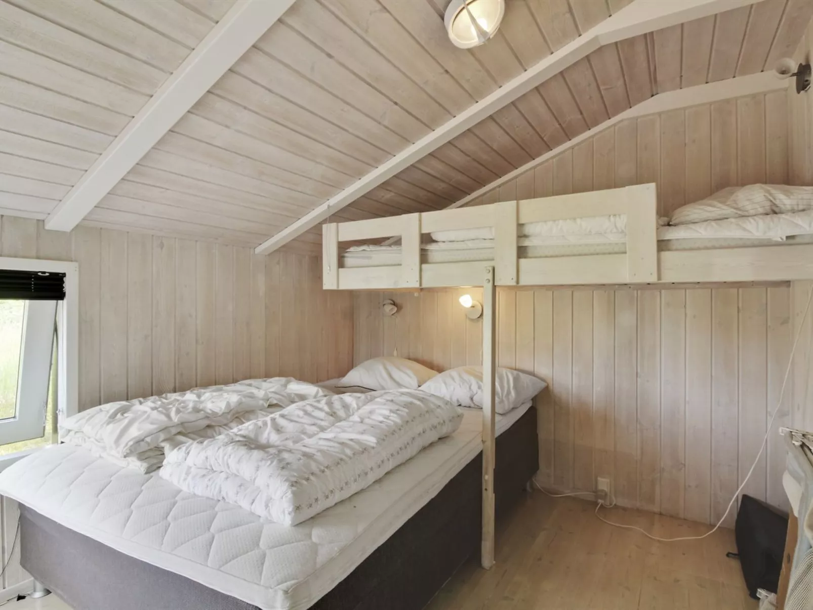 "Ilmo" - 950m from the sea - Binnen