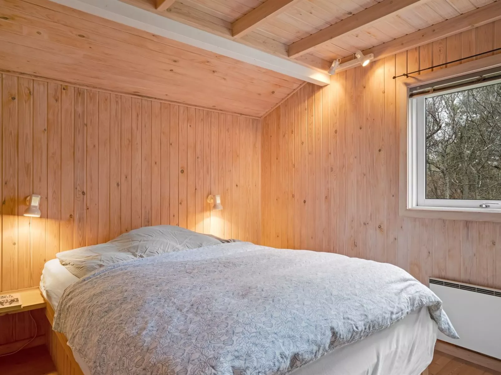 "Anneke" - 2km from the sea-Binnen