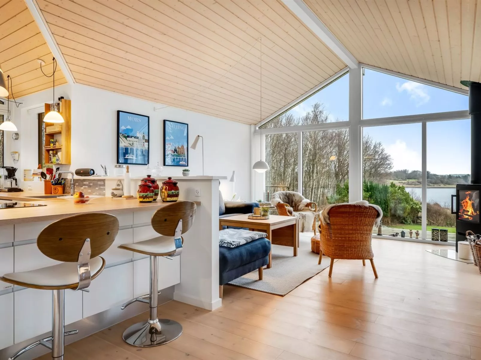 "Nico" - 70m to the fjord - Binnen