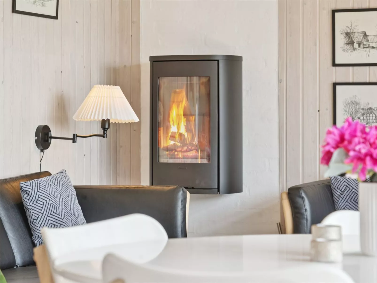 "Sighbiorn" - 150m to the fjord-Binnen