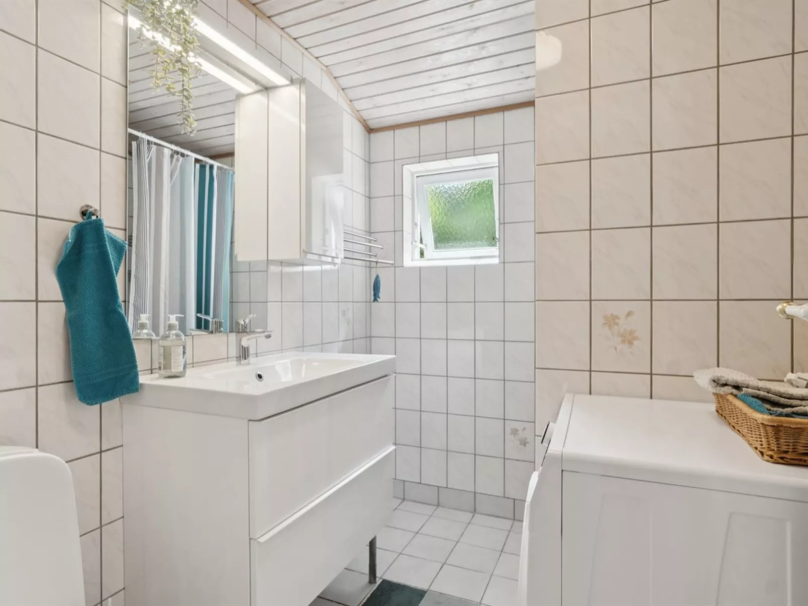 "Kaino" - 1.7km from the sea - Binnen