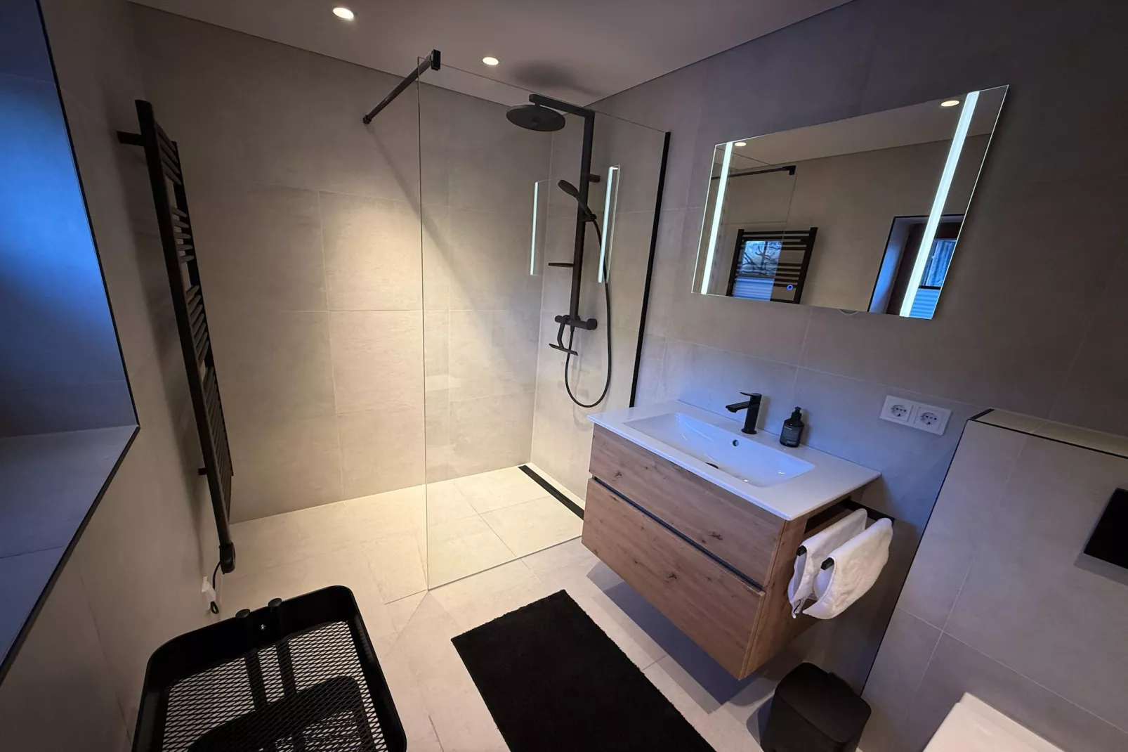 Alpenchalet Berggold-Badkamer