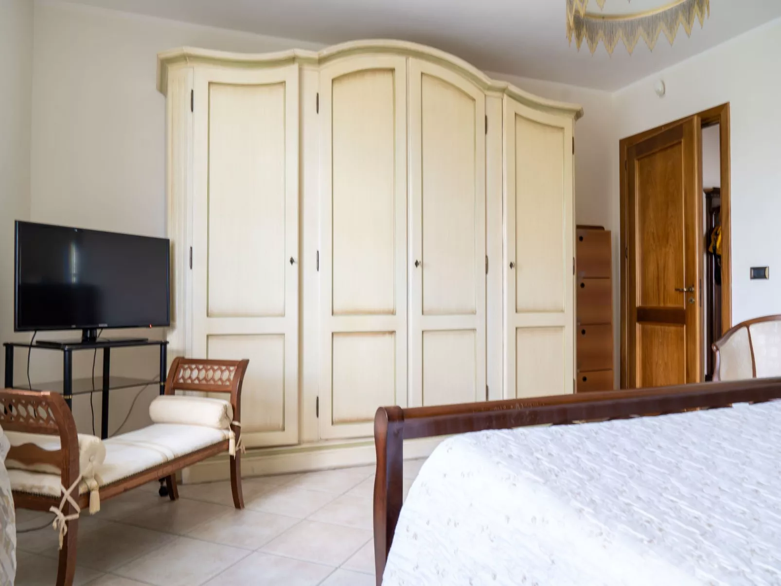 Wunderschöne Villa Oasi della Pace, mit privatem Pool, WLAN und Grillplatz - Binnen