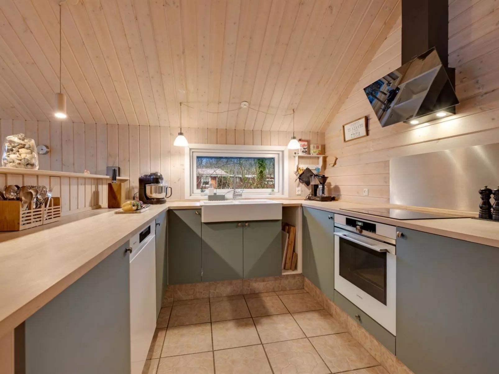 "Iorund" - 10km from the sea-Binnen