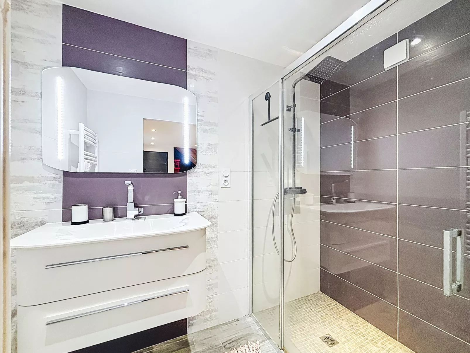 Maison du Paradis - Binnen