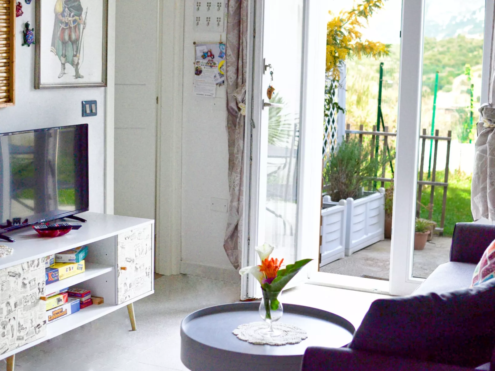 Mit privatem Garten, Meerblick und Gemeinschaftspool - Image-tags.info