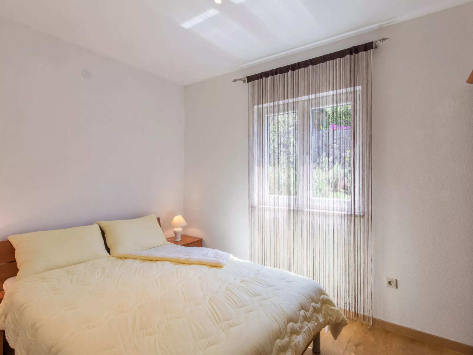 "Ore" mit privatem Pool - Image-tags.info