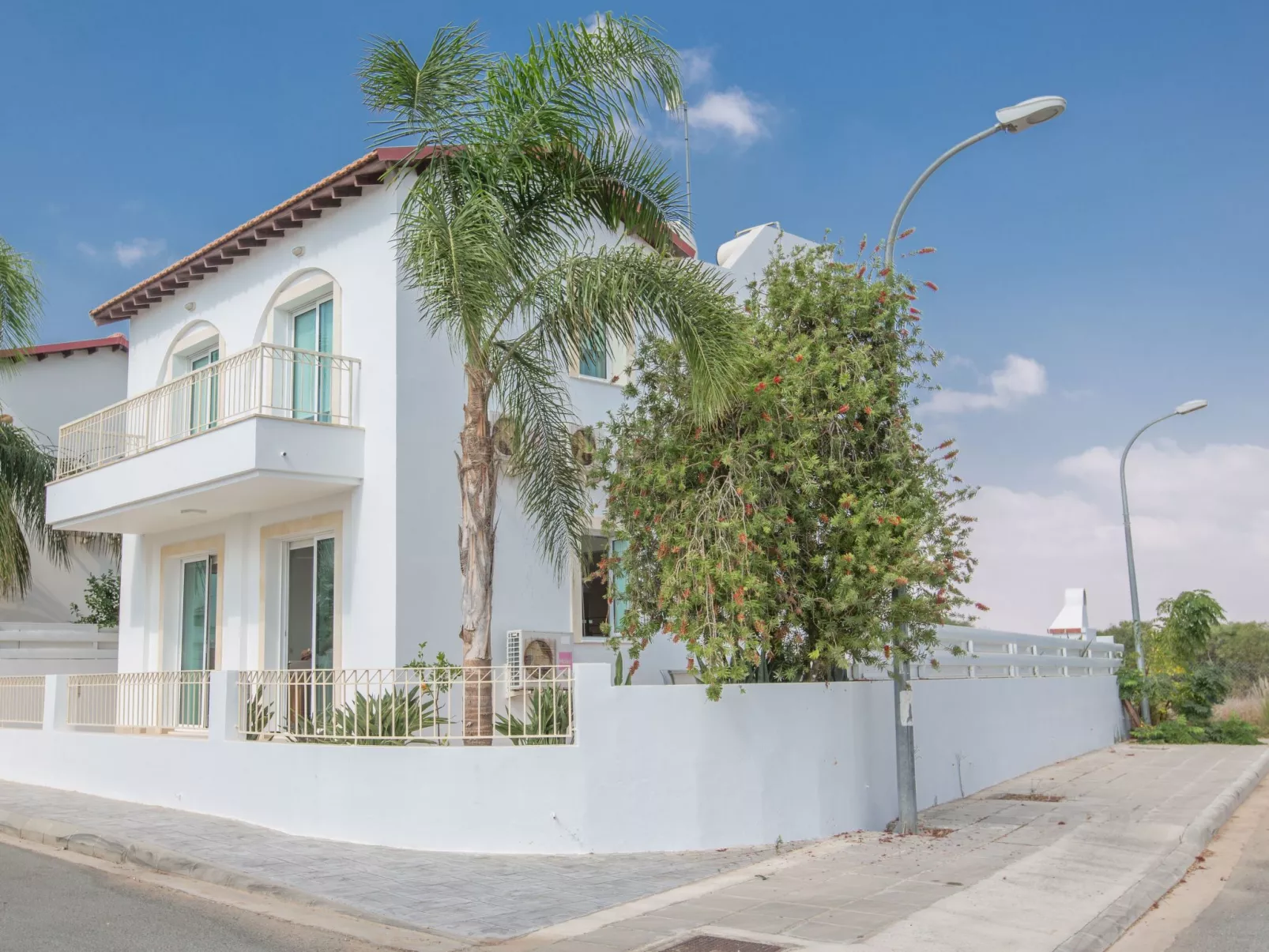 3-Schlafzimmer-Villa mit privatem Pool - Image-tags.info