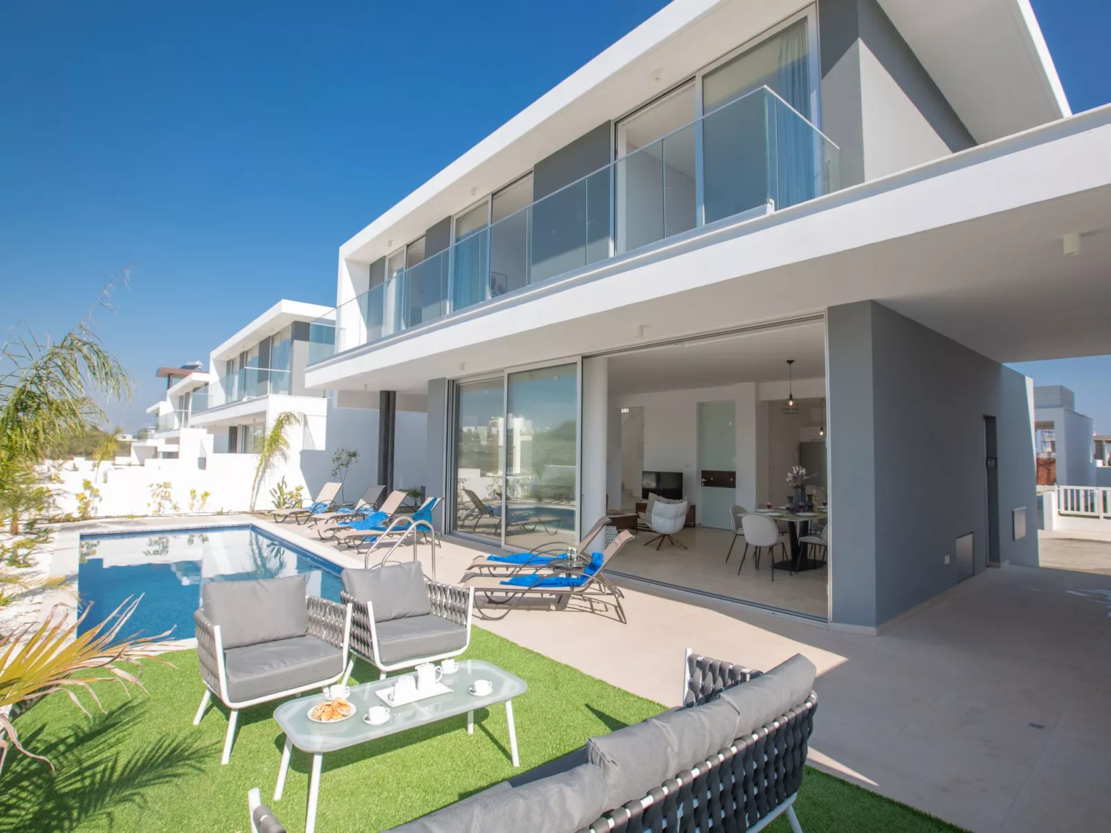 3-Schlafzimmer-Villa mit privatem Pool im Zentrum - Image-tags.info