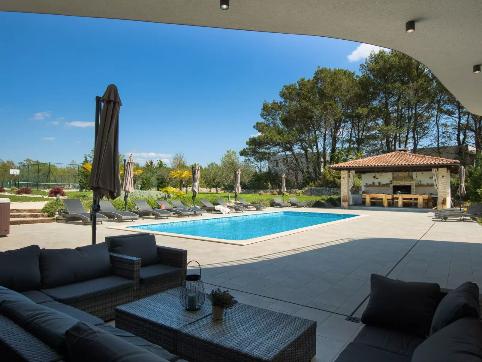 Sommer 'Villa La Dominika - Image-tags.info