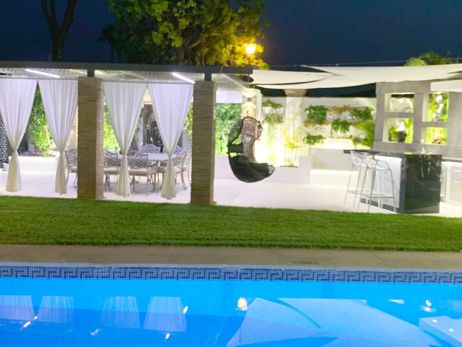 In der Nähe des Strandes, beheiztes Schwimmbad, Spielraum, Spielzimmer, etc - Image-tags.info