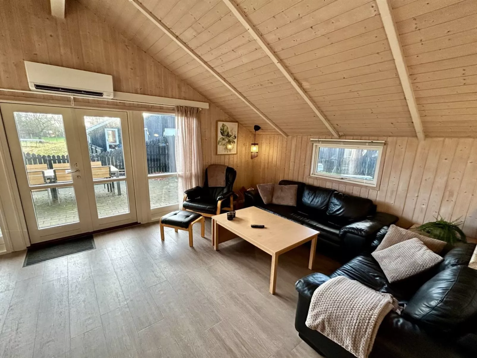 "Kalli" - 350m to the fjord-Binnen