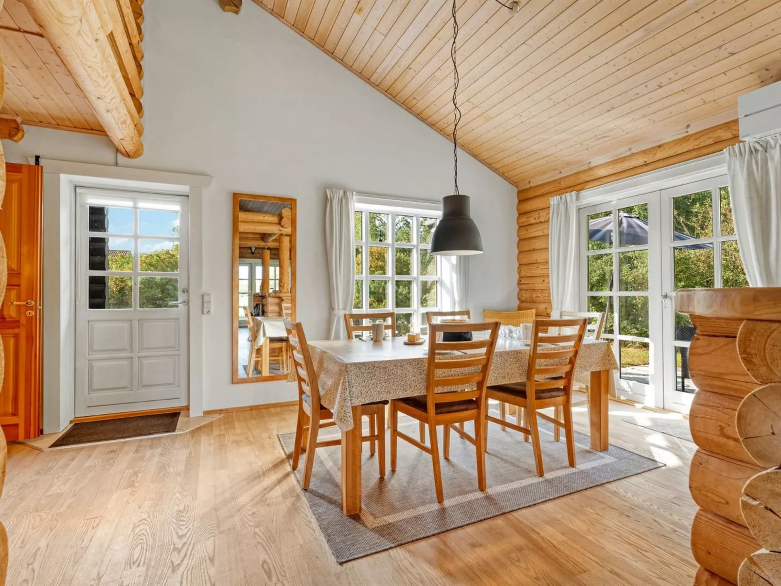 "Sigga" - 1.6km from the sea - Binnen